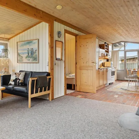 2 Bedroom Stunning In Romo Hébergement de vacances *